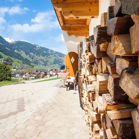 With Panoramic View Ramsau im Zillertal