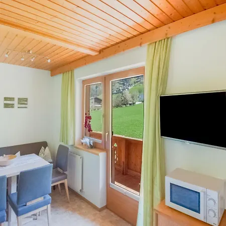 With Panoramic View Lejlighed Ramsau im Zillertal