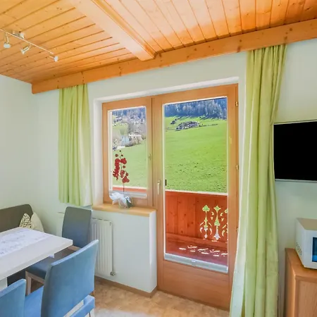 Appartement With Panoramic View Ramsau im Zillertal